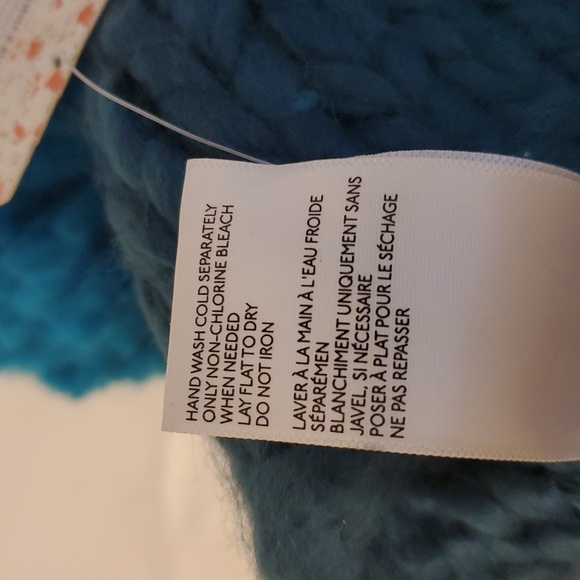 Free People Cozy Up Colorblock Pom Beanie Turquoise/Sea - Picture 11 of 12